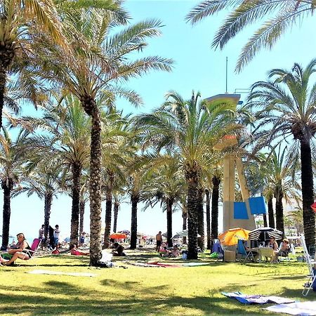 La Carihuela - Apartamento De 3 Dormitorios -A 300Mtrs De La Playa Torremolinos Eksteriør billede