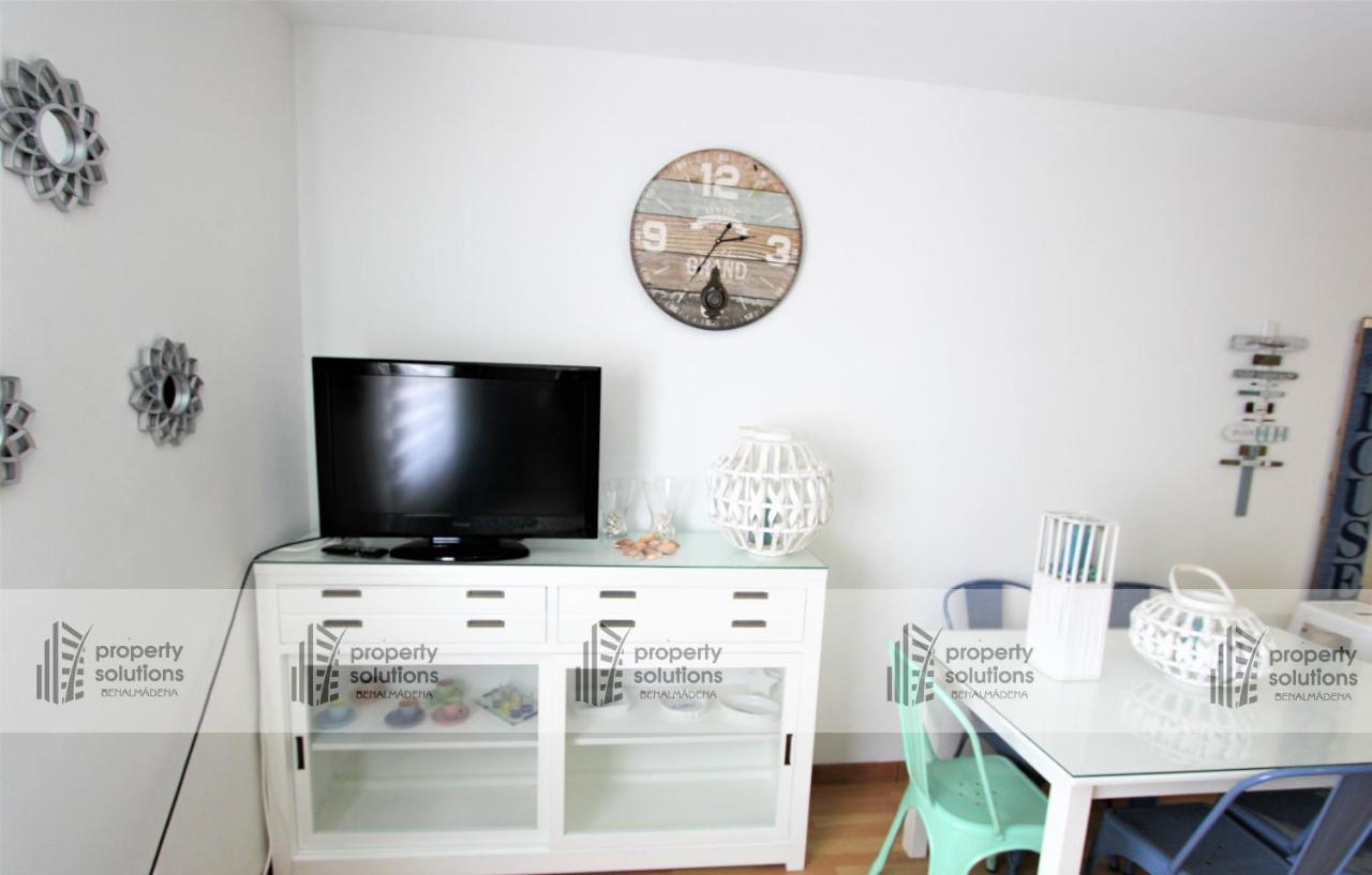 La Carihuela - Apartamento De 3 Dormitorios -A 300Mtrs De La Playa Torremolinos Eksteriør billede